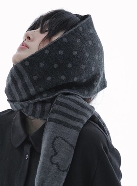 hugyourskin秋冬波点翅膀围巾羊毛混纺轻亚韩系雪球