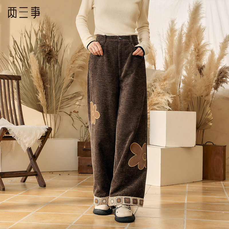 两三事晚枫足迹花朵贴布绣钩花脚绒布直筒休闲裤,女装/女士精品,休闲裤,淘宝优惠券,粉丝福利购,淘宝优惠卷