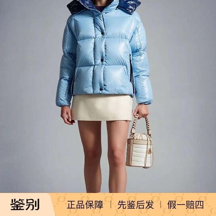 女款短款连帽羽绒服外套