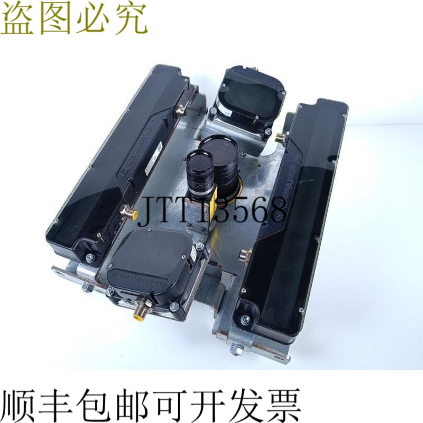 康耐视 IS5605-11 + 2x ODL300-WHI-W + 2x ODS75-WHI 顶部支架