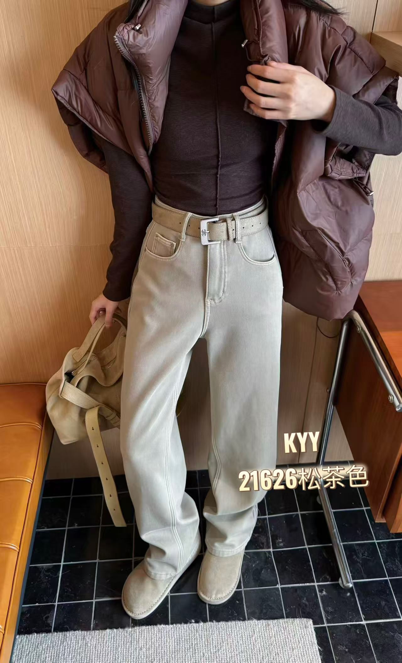 Kyy21626松茶色复合绒超绒新色洋气欧货窄腿拖地裤牛仔直筒裤女