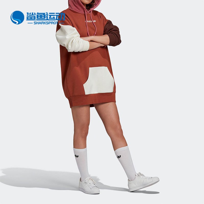 阿迪达斯女士运动卫衣H33366