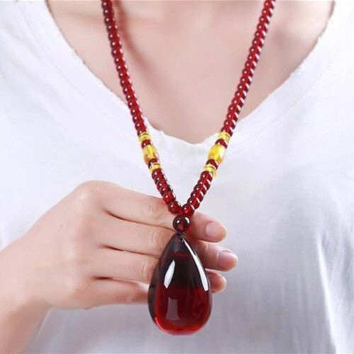 血珀吊坠翡翠项链仿蜜蜡挂件琥珀毛衣链长款项链黑曜石关公礼物