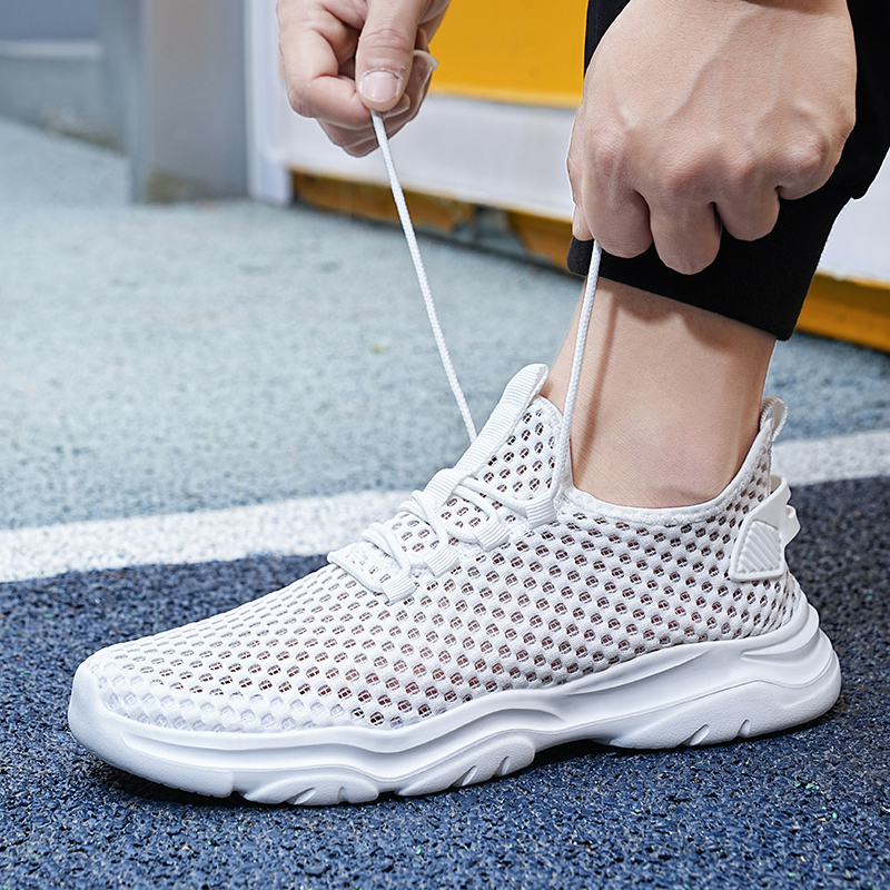 运动休闲鞋男夏季新款薄款网面透气轻便网鞋白色跑步鞋蜂窝洞洞鞋