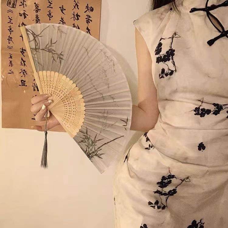 新中式扇子古风折扇黑色旗袍汉服随身携带搭配马面裙中国风跳舞扇,居家日用,扇子,淘宝优惠券,粉丝福利购,淘宝优惠卷