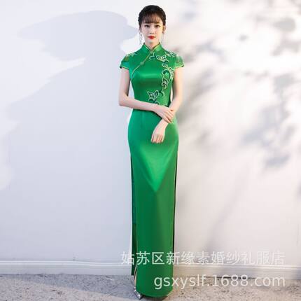 新款2026柔软缎面刺绣修身显瘦开叉长旗袍舞台表演宴会礼仪演出服