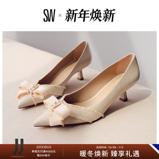 BOWIE PUMP 饰蝴蝶结小猫跟尖头高跟鞋 珍珠装 早秋新品