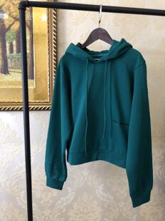 M黑绿两色左下字母刺绣连帽休闲卫衣MA183SWS204