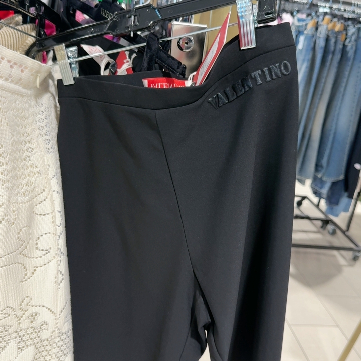 V—a_len_tino多搭多变风格短裤 黑弹力 黑字母Logo