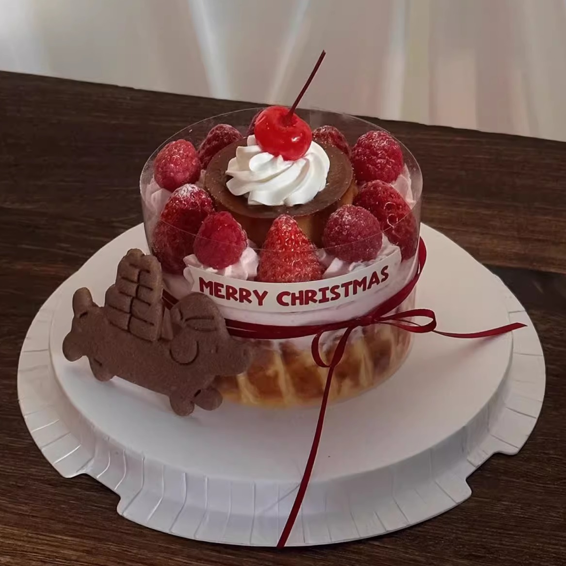 可爱腊肠狗圣诞节草莓蛋糕装饰