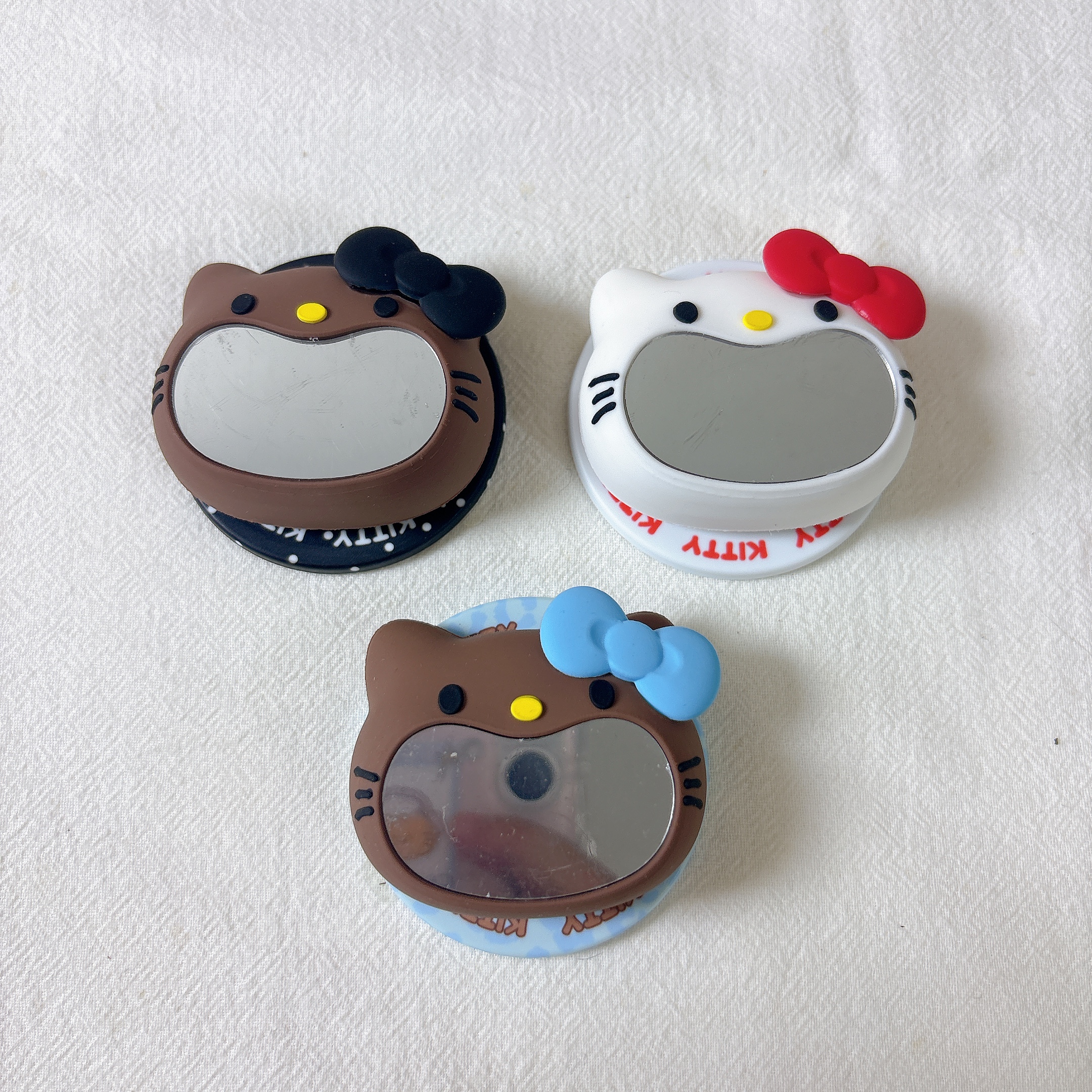 可爱镜面大嘴kitty适用MagSafe手机磁吸伸缩气囊支架强力吸附女