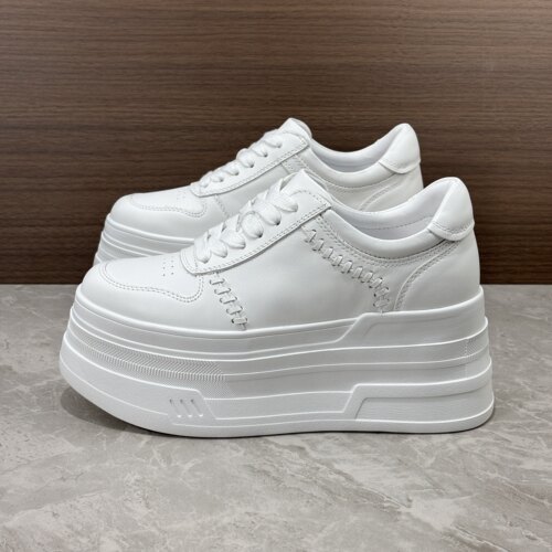 欧洲站2026年新款8CM增高真皮小白鞋女小个子白色编织厚底松糕鞋