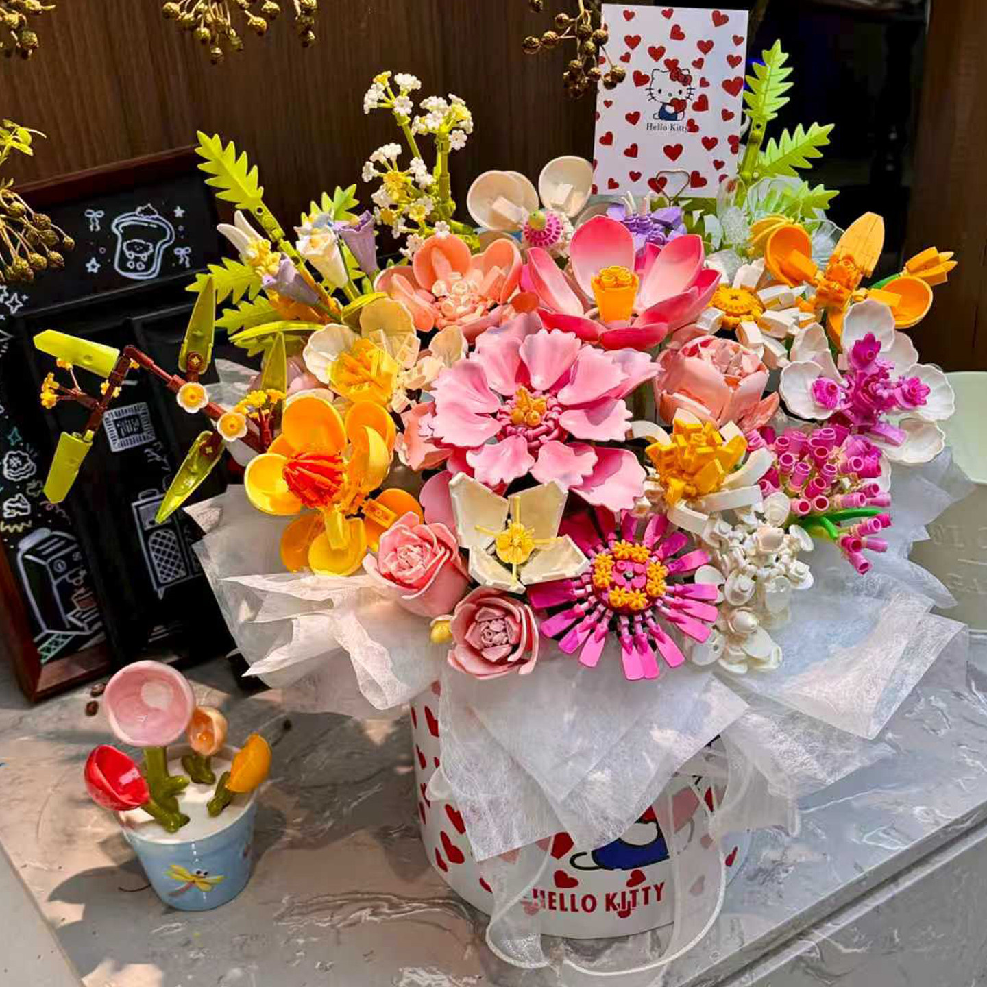 新款永生花束Kitty猫系列积木花仿真花束女生系列送女孩适用乐高,玩具/童车/益智/积木/模型,普通塑料积木,淘宝优惠券,粉丝福利购,淘宝优惠卷