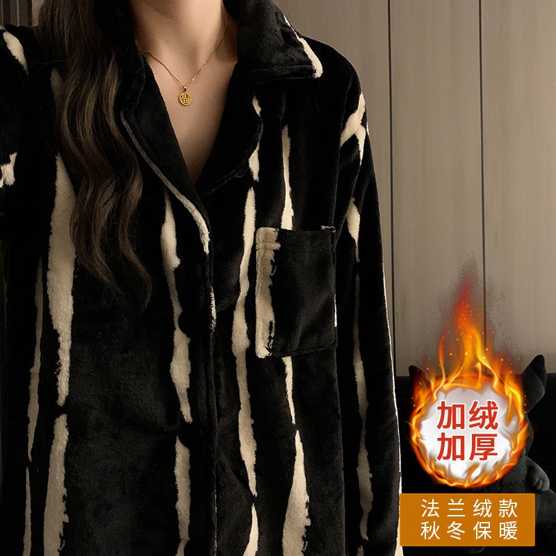 源头秋冬法兰绒情侣睡衣男女韩版黑白条纹加厚加绒保暖家居服