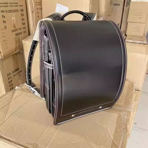 尾货 微瑕1-3年级小学生双肩书包 轻便透气减负护脊