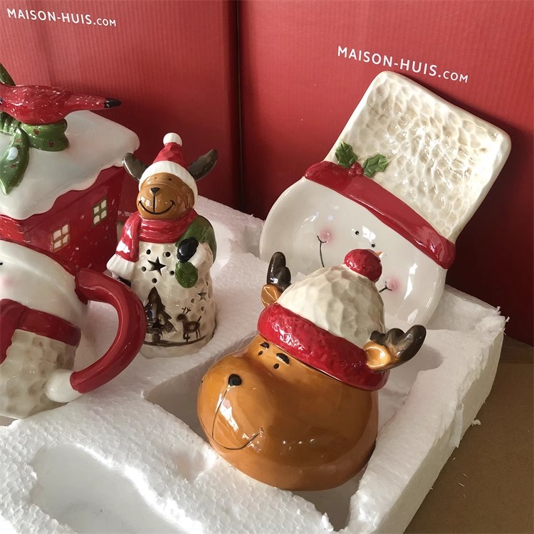 【瑕疵NO退】 圣诞套装5件套 陶瓷水杯储物罐摆件盘子