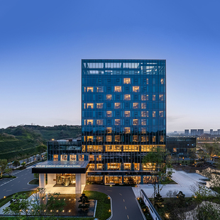 【春节特惠】自贡国投豪生多房型1晚含早+灯会体验+汉服打卡体验