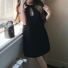 设计挂性感短款感千金露背蝴蝶结风连衣裙小个子辣妹名媛风挂脖裙