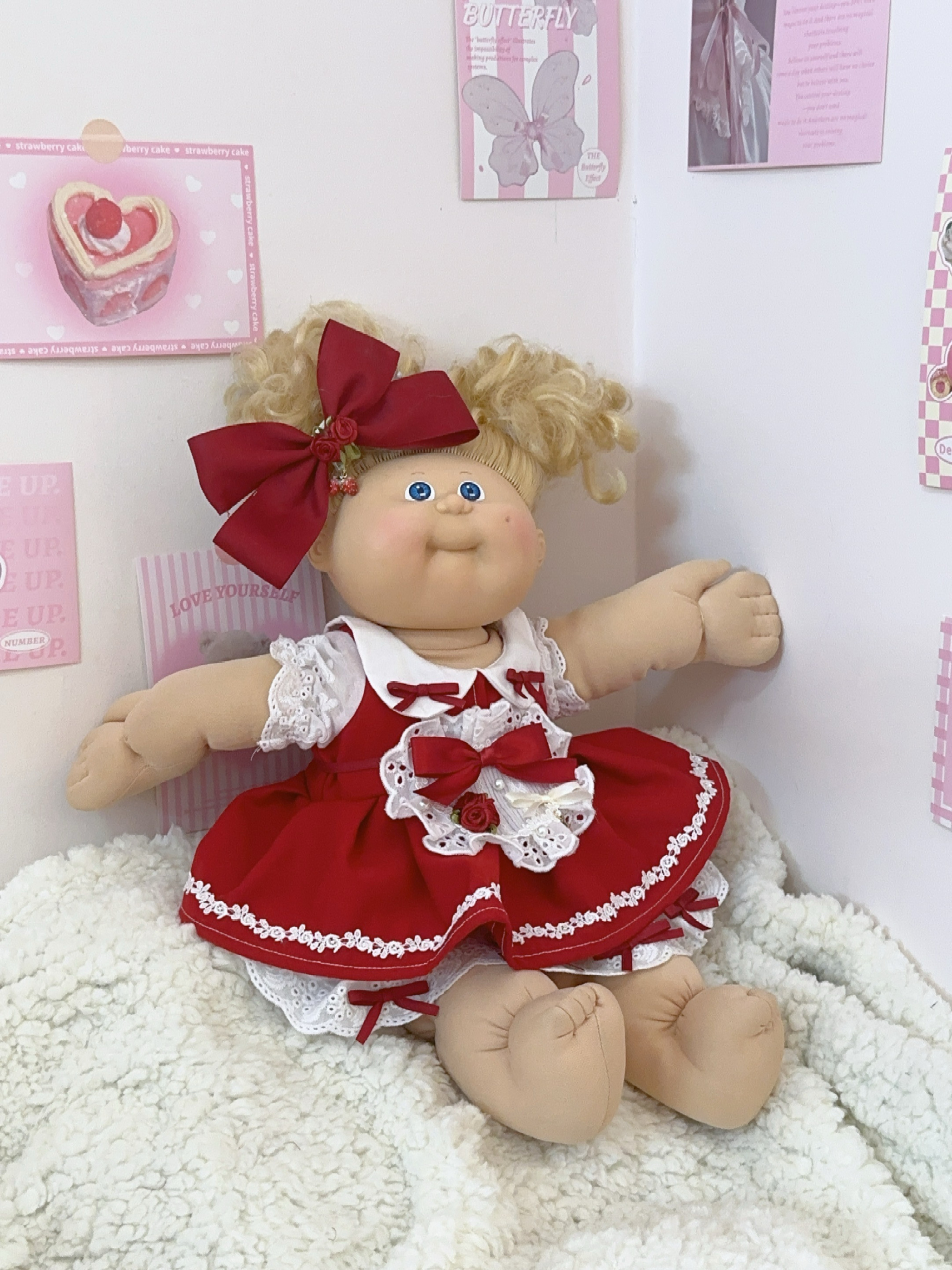 椰菜娃娃娃衣裙子 椰菜宝宝草莓裙 胶皮娃娃 Cabbage Patch Kids