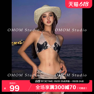 小胸性感比基尼三件套沙滩泳装 印花泳衣女式 omom2024年春夏新款