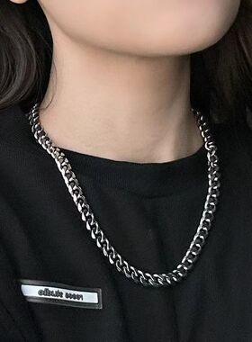 秋冬项链搭配毛衣链2025女ins卫衣小众设计感设计新款配饰