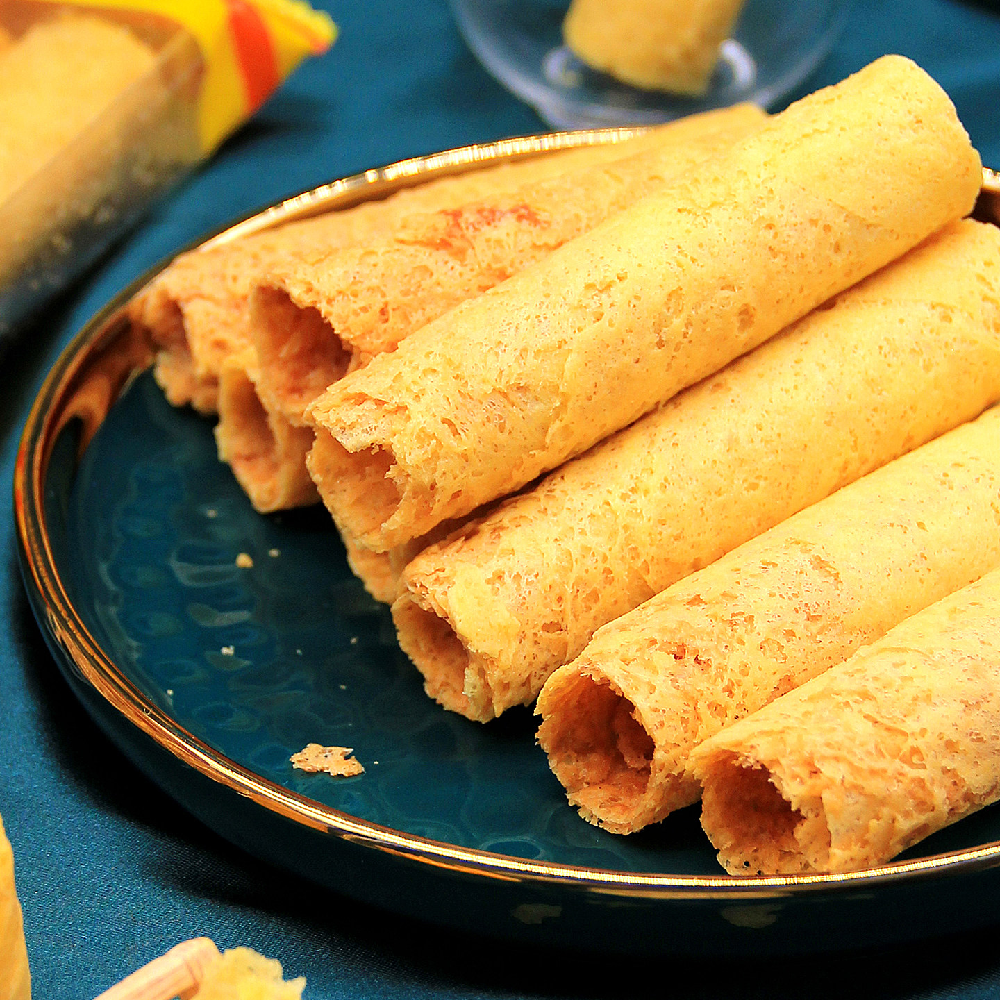 老香斋鸡蛋卷上海特产老字号春节年货伴手礼休闲零食小吃饼干糕点