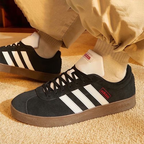 Adidas阿迪达斯男女款板鞋