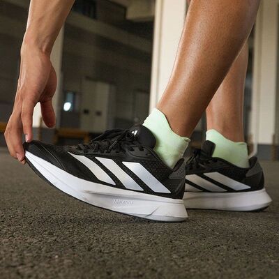 Adidas阿迪达斯男女透气跑步鞋