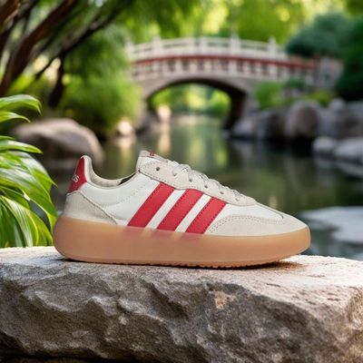 Adidas阿迪达斯BARREDA DECODE大童低帮舒适耐磨休闲板鞋JQ8855