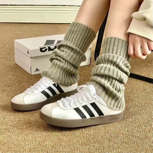 Adidas阿迪达斯男女款板鞋