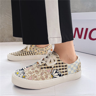 2026 shoes for men新款复古ulzzang腰果花印花板鞋情侣拼接低帮