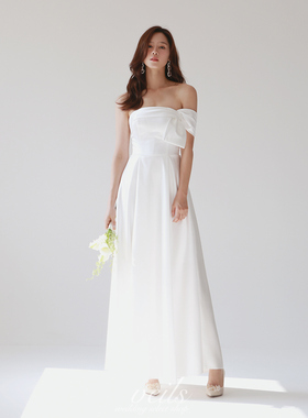 Veils白色气质简约缎面单肩蝴蝶结轻婚纱新娘旅拍户外婚礼小礼服