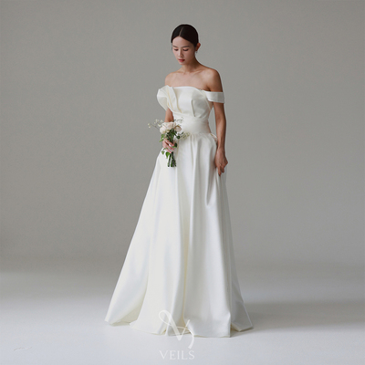 Veils高级感不对称一字肩婚纱