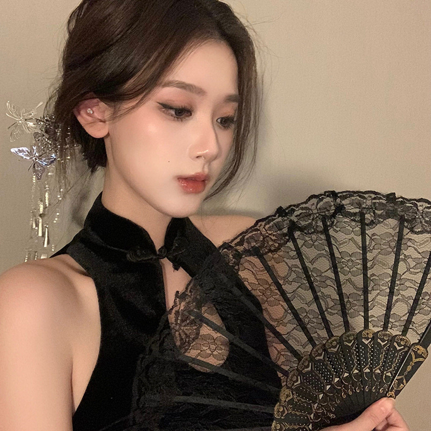 新中式复古黑色蕾丝折扇jk洛丽塔汉服旗袍扇子流苏古风拍照道具潮