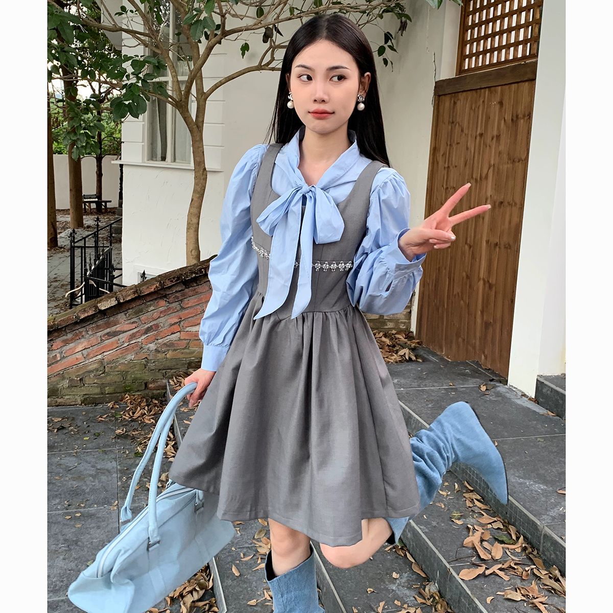 韩版时尚蝴蝶结设计感衬衫+外穿背带蓬蓬裙遮肉显瘦早秋两件套女