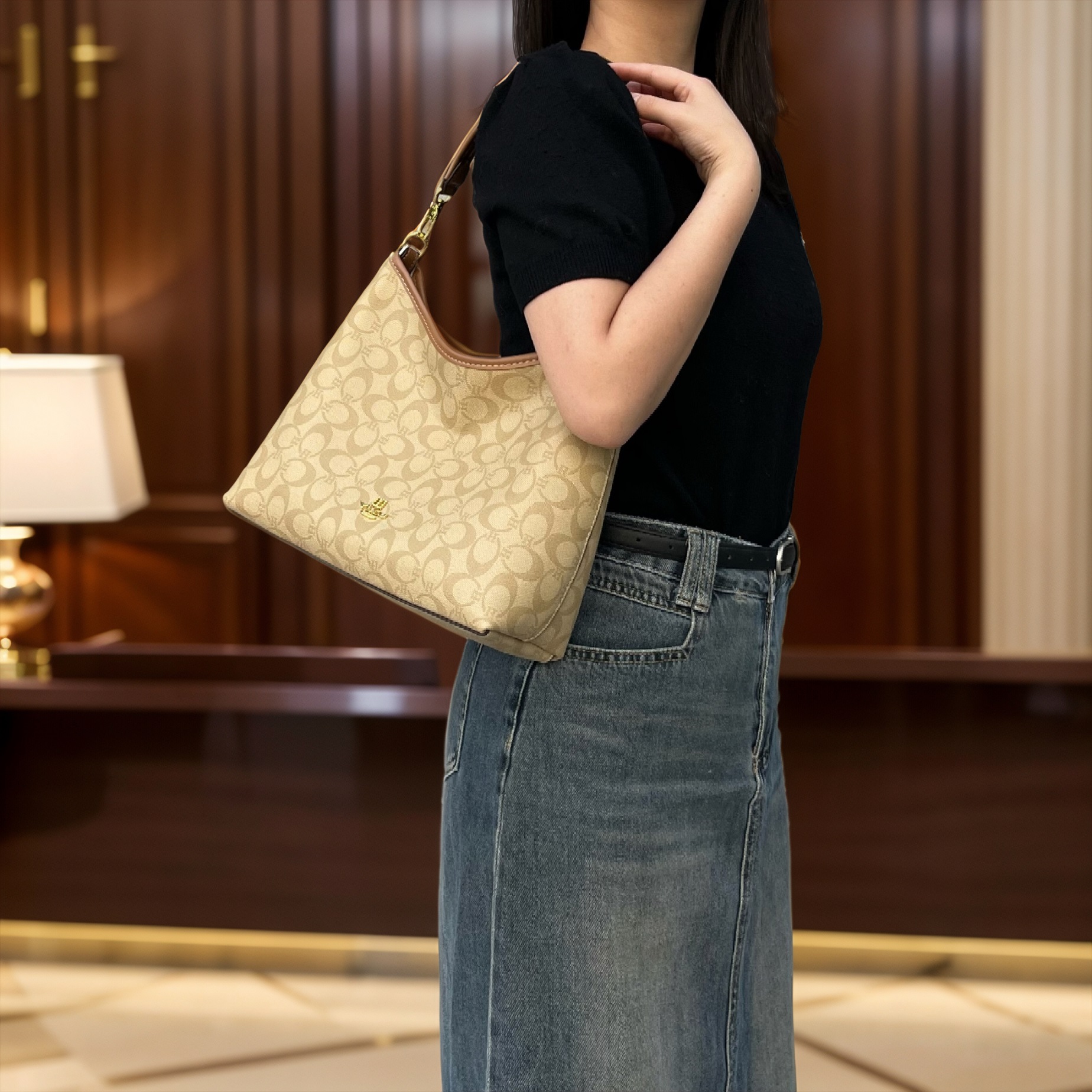 包包女式2025新款大容量腋下包今年流行背包斜挎包通勤高级感大包