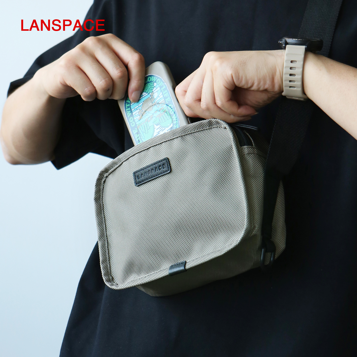 男式休闲斜挎包尼龙轻便小方包