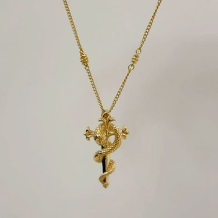 创新新款本命年权杖灵蛇项链女毛衣链ins小众设计高级精致饰品