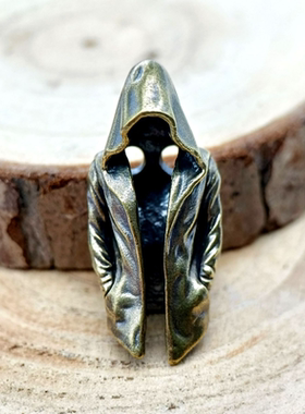 创意趣味新款霸气刺客披风EDC伞绳坠推牌坠钥匙扣挂件DIY单吊坠款