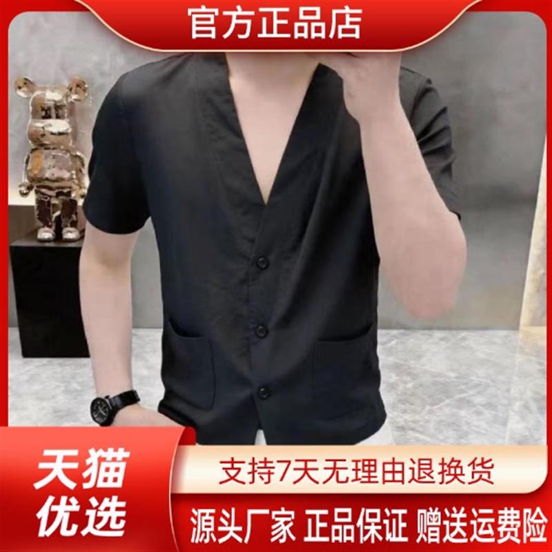 青云衣阁高档轻奢夏季新款时尚男士V领短袖衬衣休闲宽松时尚纯色
