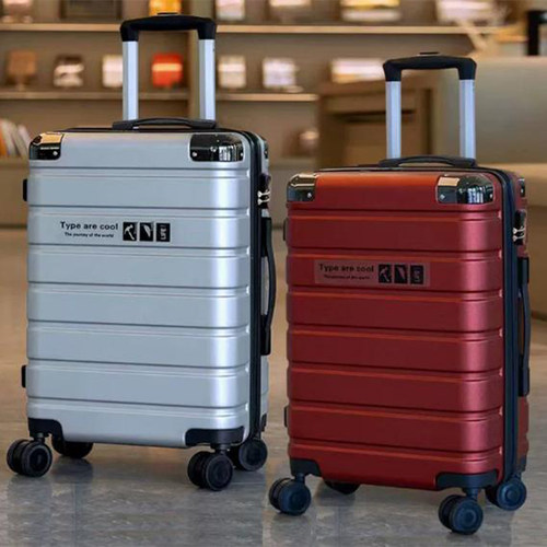 德国24寸多功能拉杆行李箱旅行箱