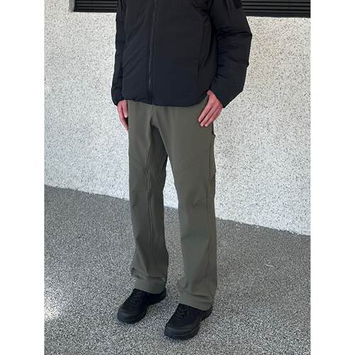 CEZPHISON轻薄“Cronin”3D立体拼接剪裁休闲长裤软壳直筒裤子男