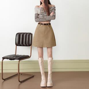 棕色麂皮绒半身裙女新款2025秋冬百搭口袋包臀裙高腰显瘦a字短裙