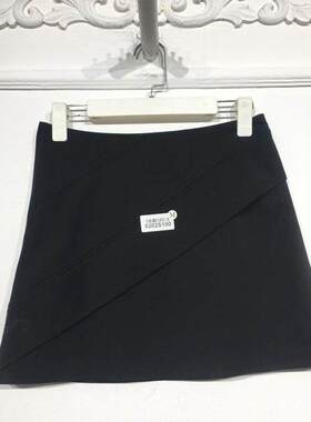 M系列 8202S100 时尚短裙品牌女装折扣颦薪