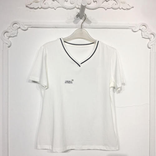 谧系列 8218S275 时尚T恤品牌女装折扣颦薪