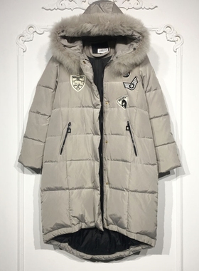 潮系列 8282S162 时尚真毛领羽绒服品牌女装折扣颦薪