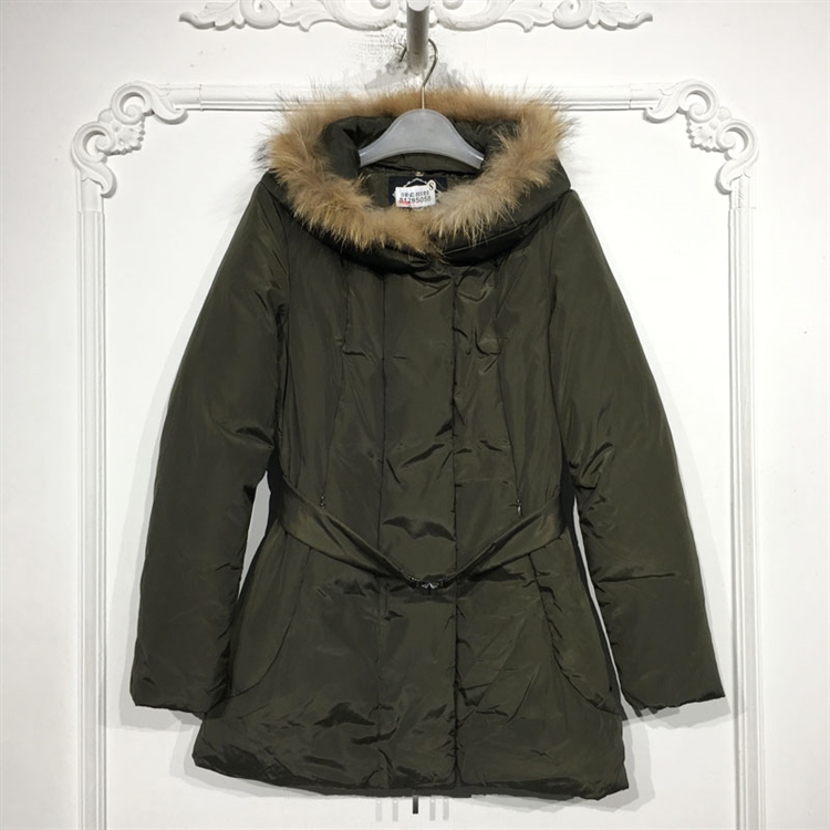 潮系列 8129S058 时尚真毛领长款羽绒服品牌女装折扣颦薪
