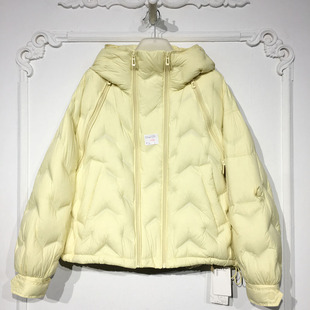 羽绒服品牌女装 容系列 短款 时尚 折扣颦薪 YB000595