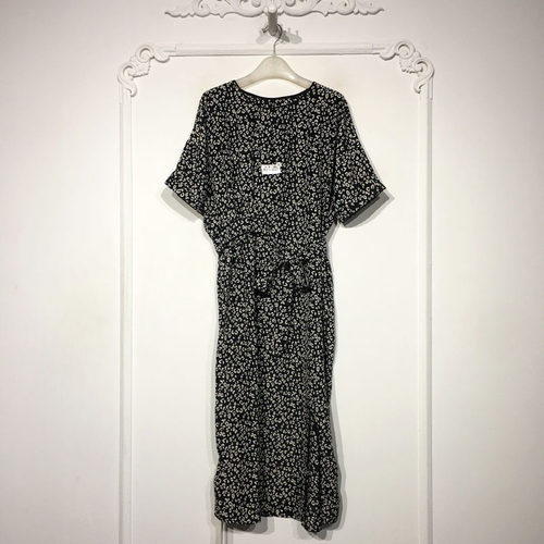 容悦 8340S227 时尚连衣裙品牌女装折扣颦薪