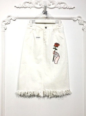 娅系列 D84850 时尚牛仔半身裙品牌女装馨薪